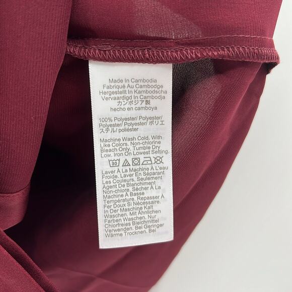 J. Crew Women's Drapey satin button-up top - Vintage Burgundy - Small - NWT - Picture 7 of 9